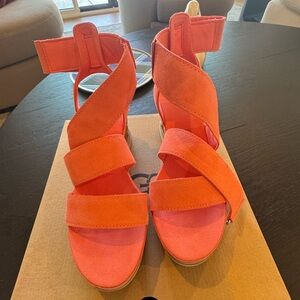 UGG Women's Salmon Pink Sandals